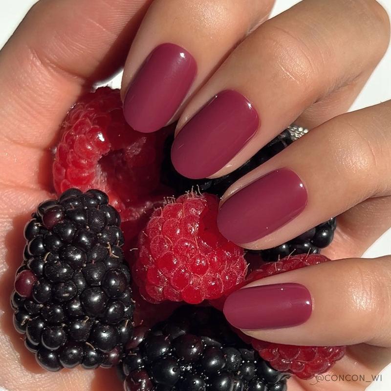 Glamnetic | Berry Maroon Glossy Short Round Press-on Nails Nail Art Nail Care Manicure