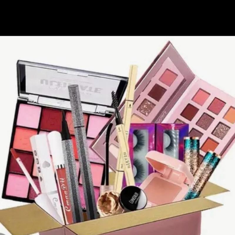 Pretty girl mystery makeup Bundles