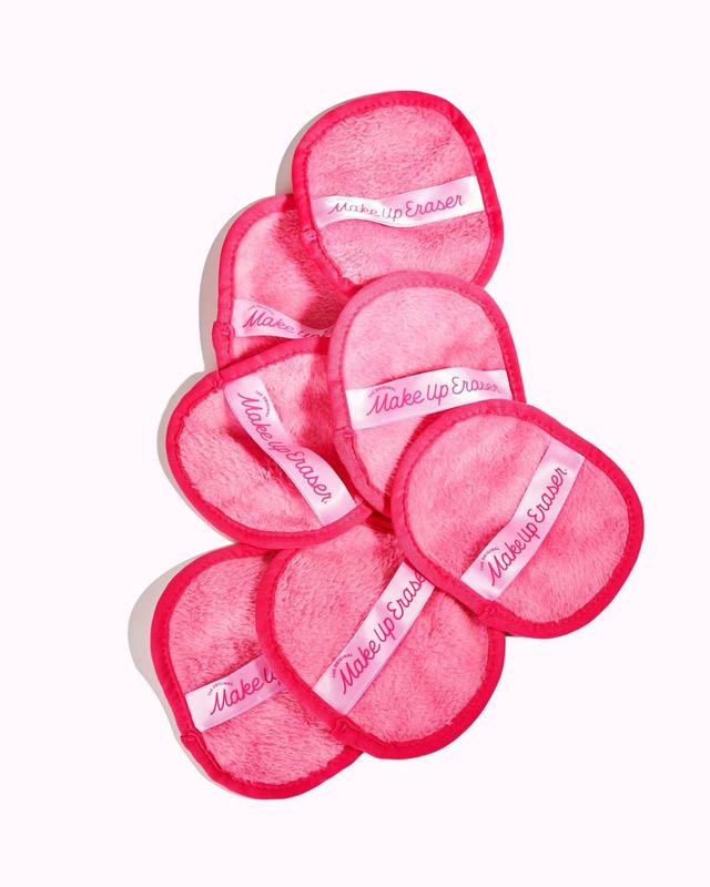 MakeUp Eraser 7-Day Set Classics- Set of 7 Sustainable, Reusable, Machine Washable Makeup Removers with Laundry Bag, Remove all makeup & sunscreen with JUST WATER