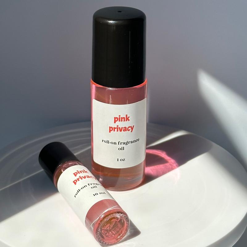 PINK PRIVACY Roll-On Fragrance Oil