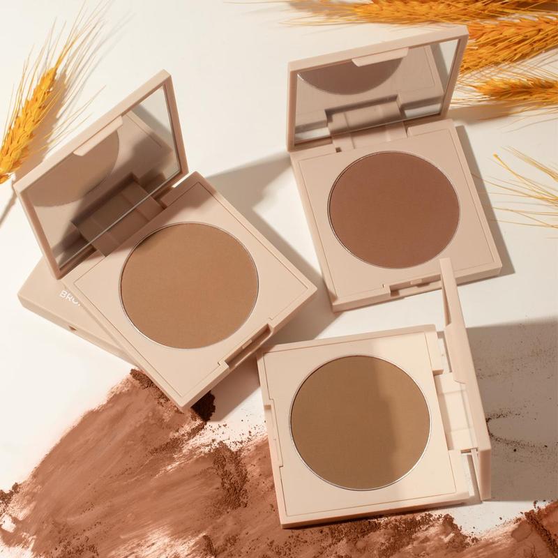 Long-lasting Lightweight Matte Bronzer, Natural Look Bronzer Powder, Smooth and Fine Powder Makeup Highlighter